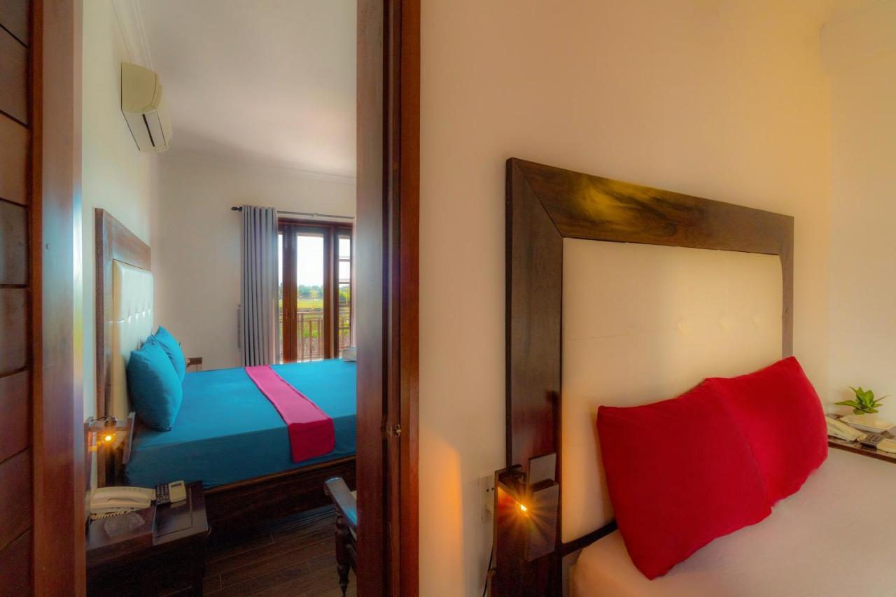 Calm House Hotel Hoi An 1 Экстерьер фото