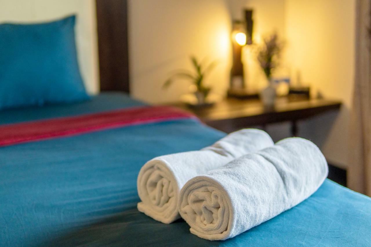 Calm House Hotel Hoi An 1 Экстерьер фото