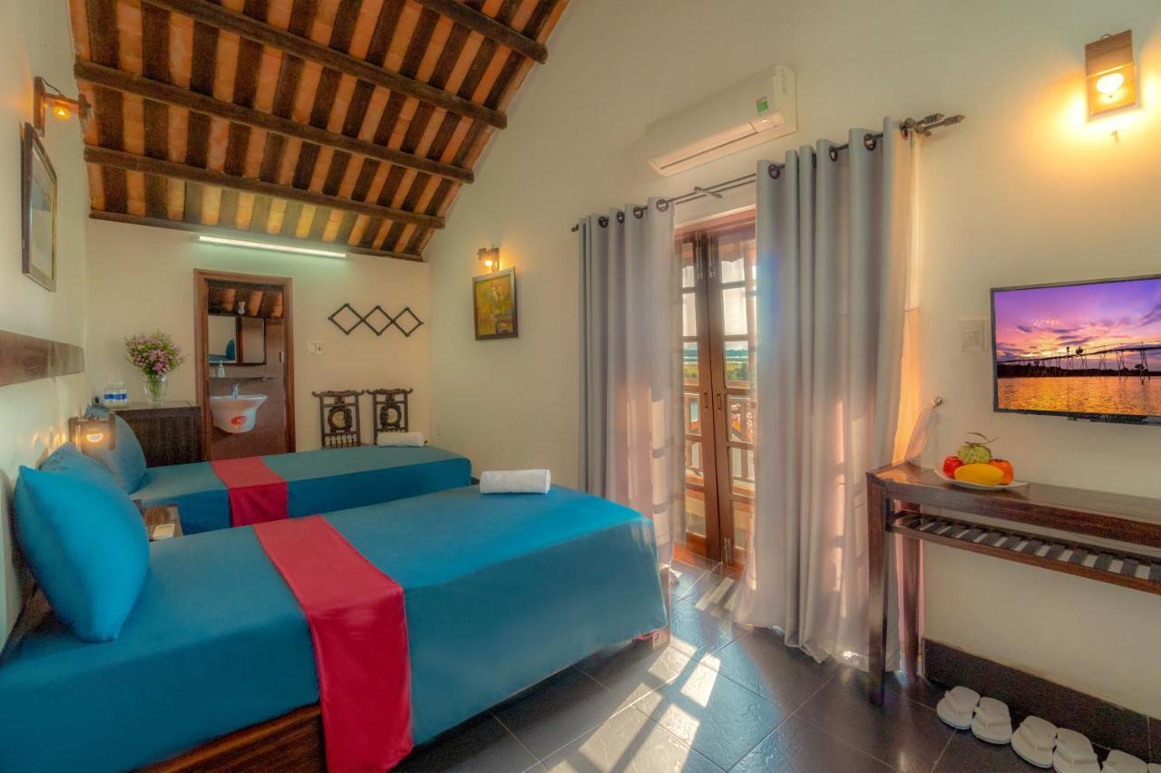 Calm House Hotel Hoi An 1 Экстерьер фото